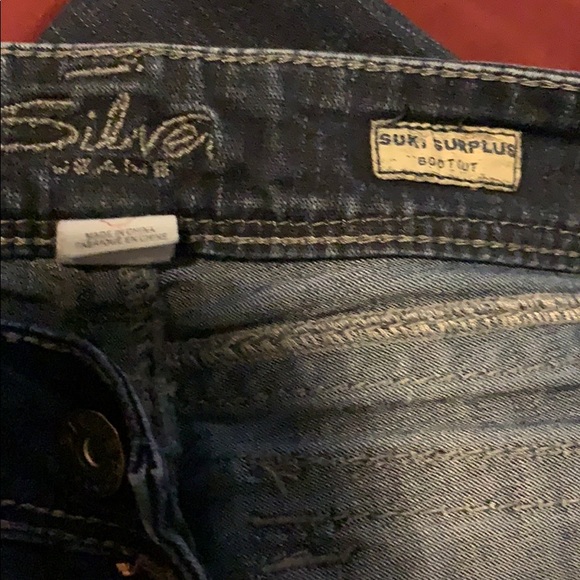 Silver SUKI surplus - Picture 3 of 4